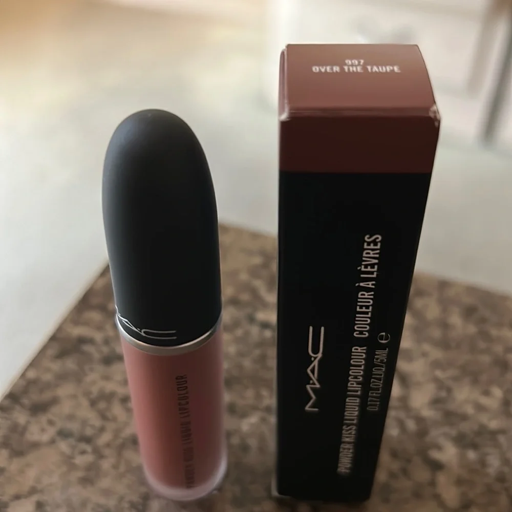 Mac Liquid Lipcolour in Over the Taupe 997